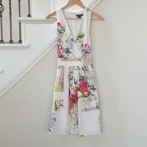 ⭐HOST PICK⭐White House Black Market Dress